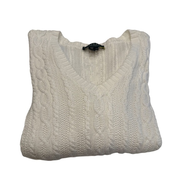 Lauren Ralph Lauren Women’s Cable Knit V-Neck Sweater White Cotton Sz PM - Picture 3 of 13